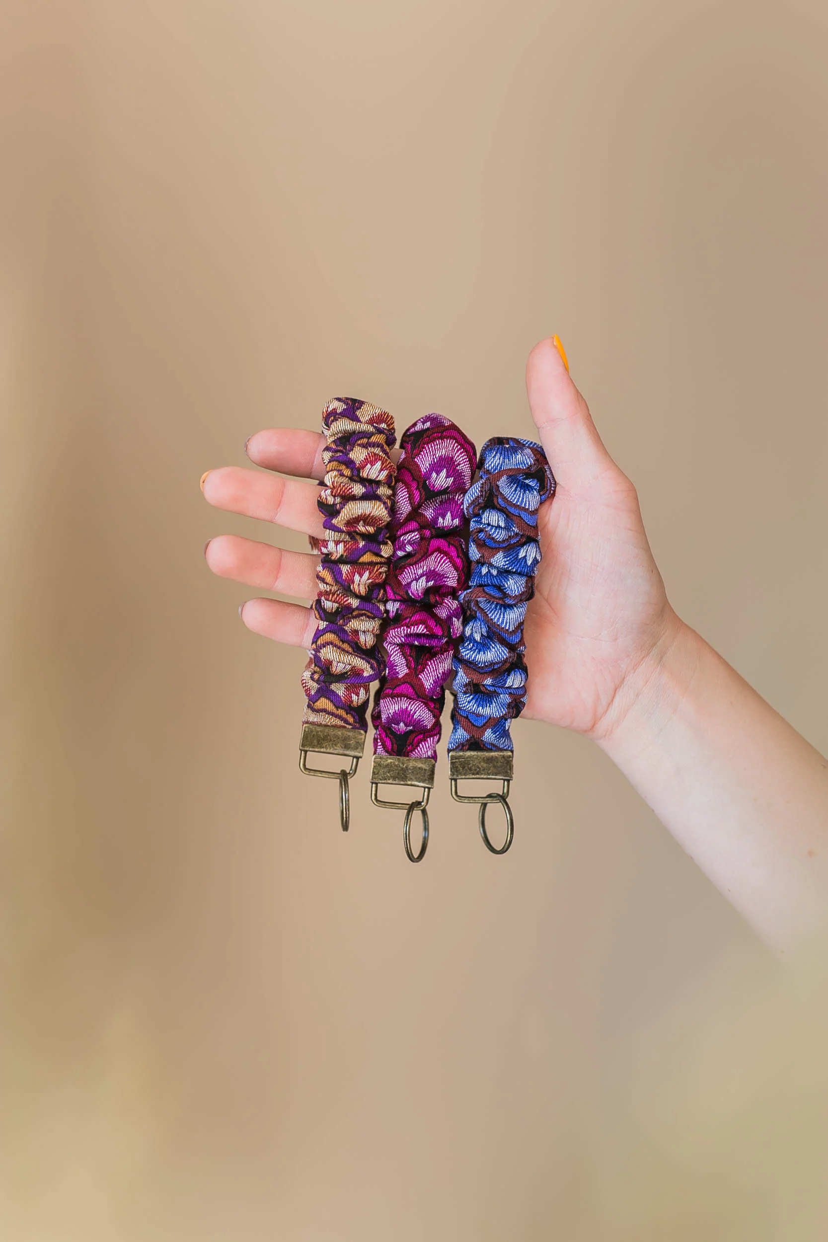 Scrunchie sleutelhanger - Pauw Donker Blauw/Paars - Image 5