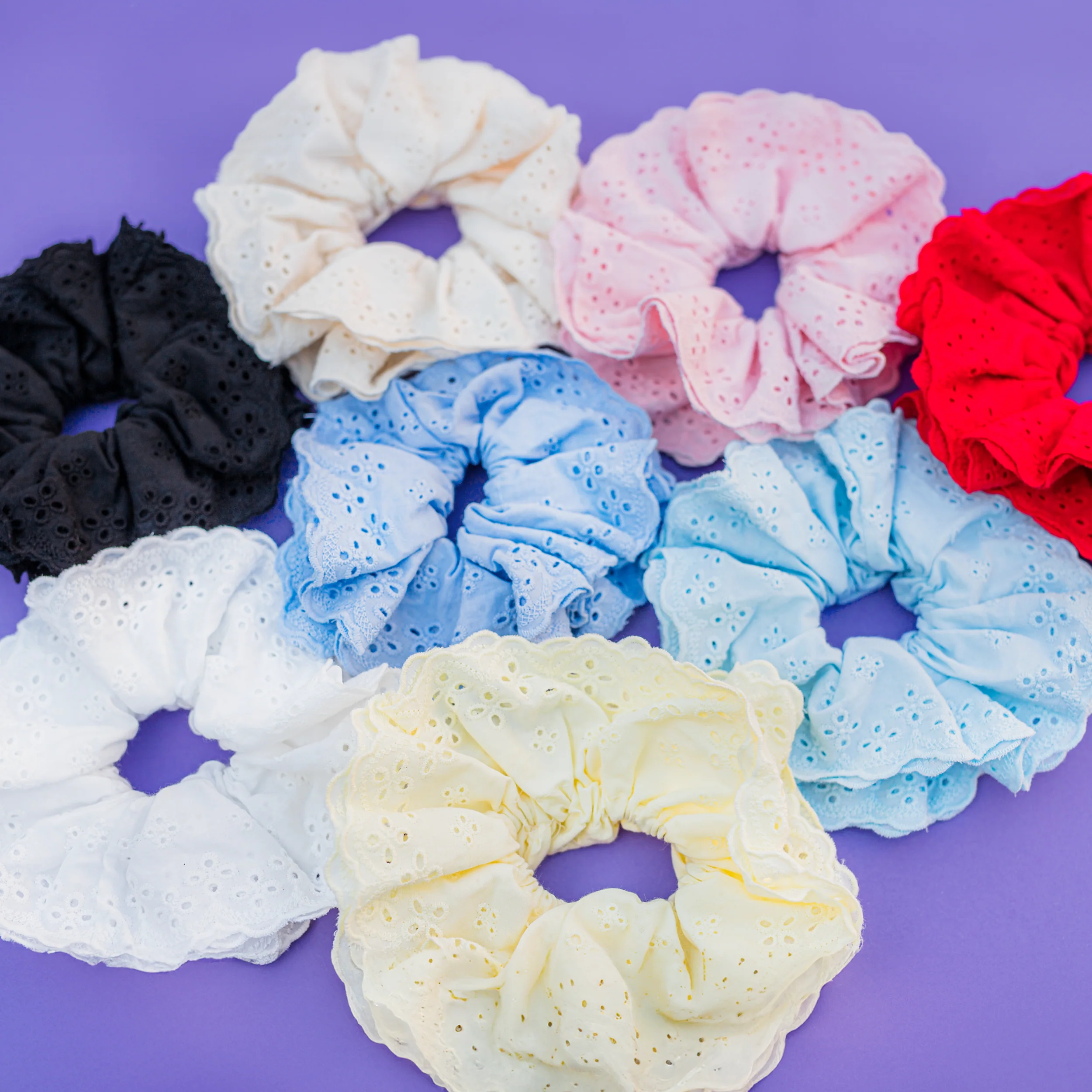 XL Scrunchie - Lente Broderie - Image 5